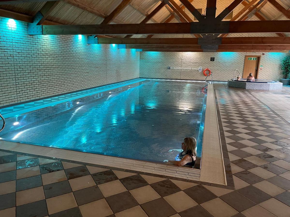 Oak Boutique Lodge Includes Hot Tub Air Con & Dog يورك المظهر الخارجي الصورة