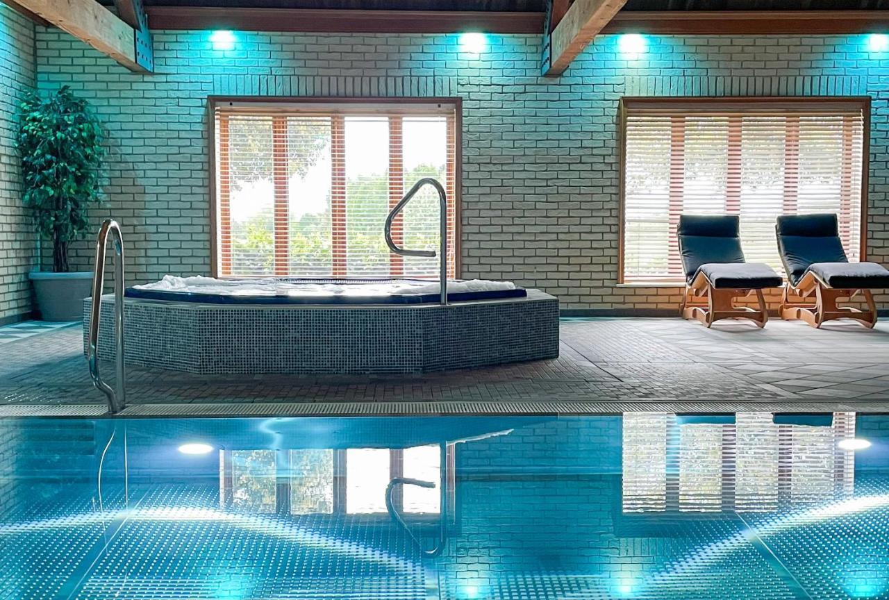 Oak Boutique Lodge Includes Hot Tub Air Con & Dog يورك المظهر الخارجي الصورة
