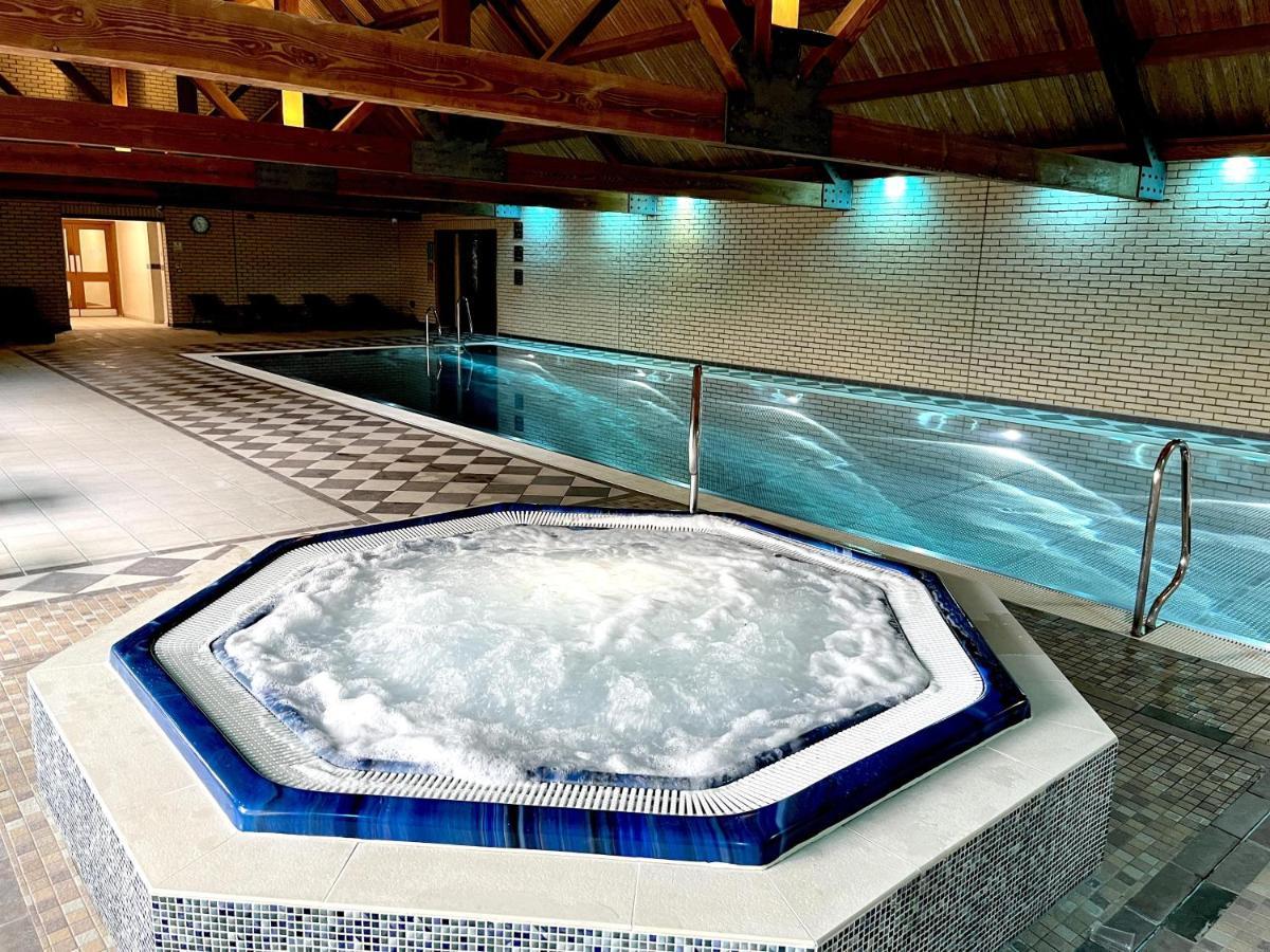Oak Boutique Lodge Includes Hot Tub Air Con & Dog يورك المظهر الخارجي الصورة